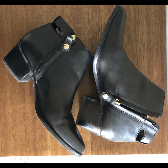 Geox Lia Black Leather Booties - Picture 8 of 10